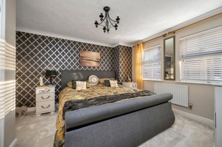 4 bedroom Detached house for sale in The Lawns, Walton, Peterborough, PE4