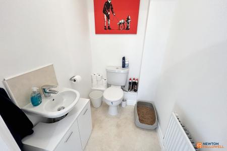 2 bedroom End of terrace house for sale in Western Avenue, Dogsthorpe, Peterborough, PE1