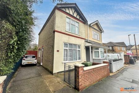 Queens Walk, Peterborough, PE2