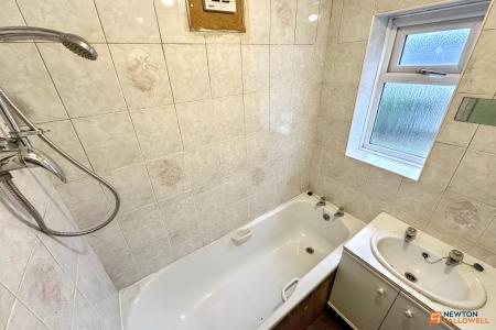 3 bedroom Semi-detached house for sale in Lindsey Close, Walton, Peterborough, PE4