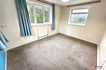 3 bedroom Semi-detached house for sale in Lindsey Close, Walton, Peterborough, PE4