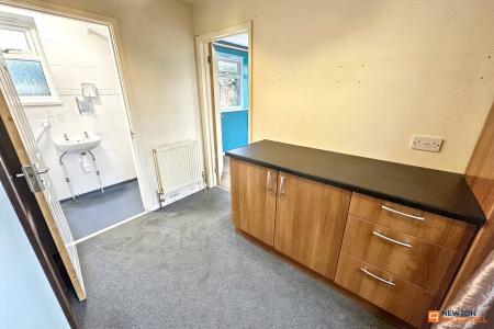 3 bedroom Semi-detached house for sale in Lindsey Close, Walton, Peterborough, PE4