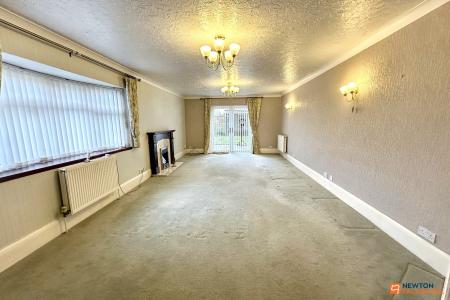 3 bedroom Detached bungalow for sale in Gunthorpe Road, Gunthorpe, Peterborough, PE4