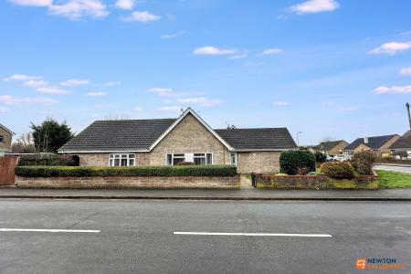 3 bedroom Detached bungalow for sale in Gunthorpe Road, Gunthorpe, Peterborough, PE4