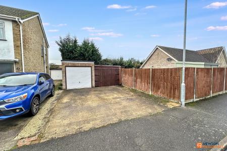 3 bedroom Detached bungalow for sale in Gunthorpe Road, Gunthorpe, Peterborough, PE4