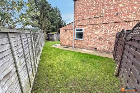 3 bedroom End of terrace house for sale in Willesden Avenue, Walton, Peterborough, PE4