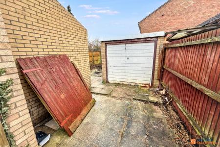 2 bedroom Semi-detached house for sale in Wycliffe Grove, Werrington, Peterborough, PE4