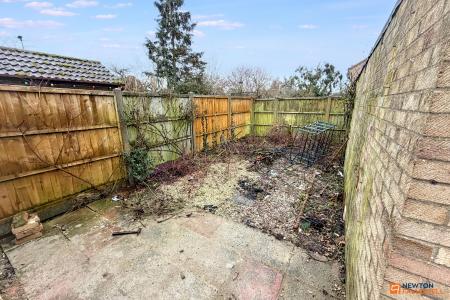 2 bedroom Semi-detached house for sale in Wycliffe Grove, Werrington, Peterborough, PE4