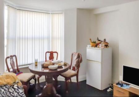 5 bedroom Block of Apartments for sale in 1 South Parade, Thorne, DN8