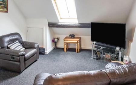 5 bedroom Block of Apartments for sale in 1 South Parade, Thorne, DN8