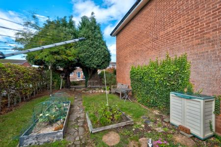 3 bedroom Detached house for sale in Bracebridge Avenue, Worksop, S80