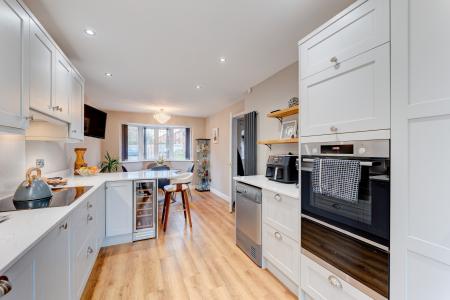 3 bedroom Detached house for sale in Fairfax Avenue, Worksop, S81