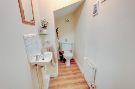 3 bedroom Detached house for sale in Fairfax Avenue, Worksop, S81