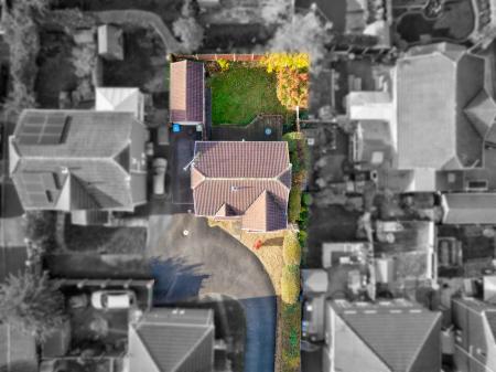 3 bedroom Detached house for sale in Fairfax Avenue, Worksop, S81