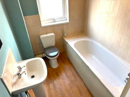 2 bedroom Terraced House for sale in Great Central Avenue, Doncaster, DN4