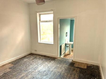 2 bedroom Terraced House for sale in Great Central Avenue, Doncaster, DN4