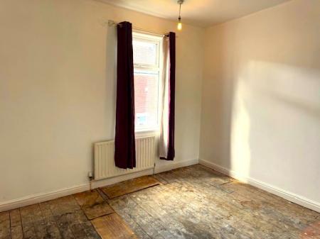 2 bedroom Terraced House for sale in Great Central Avenue, Doncaster, DN4