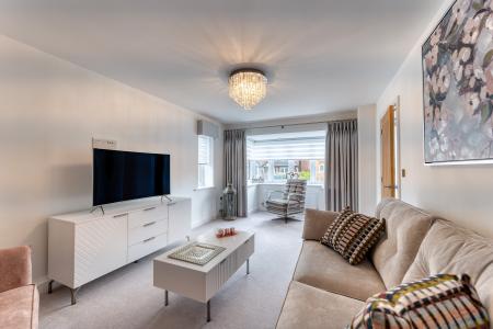 4 bedroom Detached house for sale in Harlequin Drive, Worksop, S81