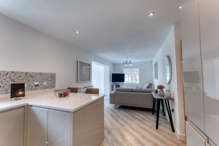 4 bedroom Detached house for sale in Harlequin Drive, Worksop, S81