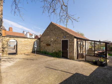 4 bedroom Detached house for sale in High Street, Whitwell, S80