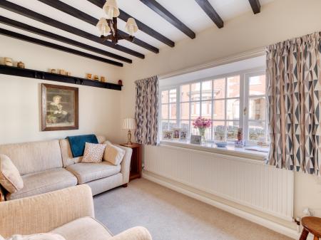 4 bedroom Detached house for sale in High Street, Whitwell, S80