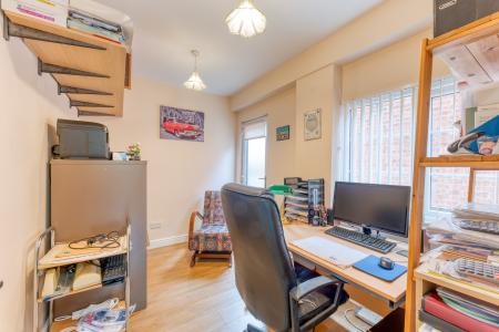 4 bedroom Detached house for sale in Holmefield Close, Worksop, S81