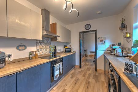 2 bedroom Terraced House for sale in King Street, Hodthorpe, S80