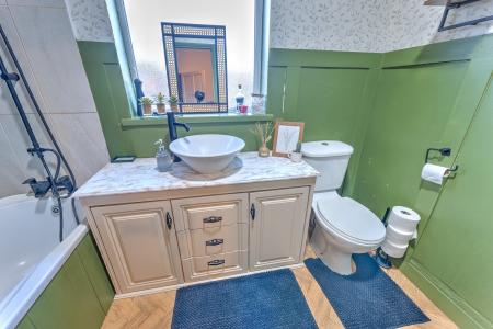 2 bedroom Terraced House for sale in King Street, Hodthorpe, S80