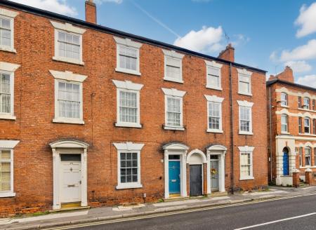 Park Street, Worksop, S80