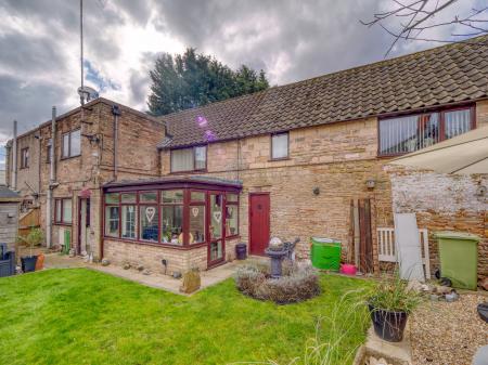 Bullivant Cottage, Creswell S80