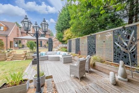 4 bedroom Detached house for sale in Sparken Hill, Worksop, S80