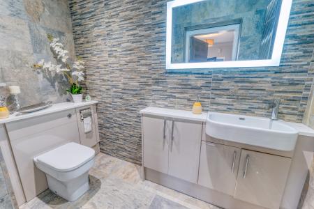 4 bedroom Detached house for sale in Sparken Hill, Worksop, S80