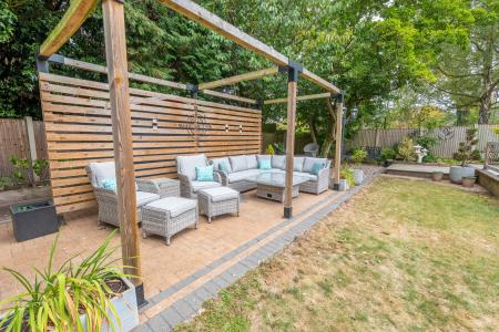 4 bedroom Detached house for sale in Sparken Hill, Worksop, S80