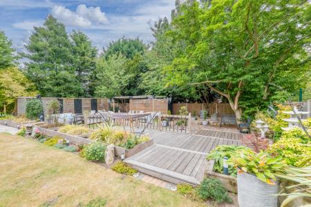 4 bedroom Detached house for sale in Sparken Hill, Worksop, S80