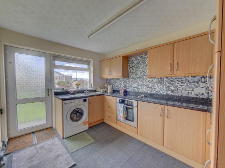 3 bedroom Detached house for sale in The Greenway, Whitwell, S80
