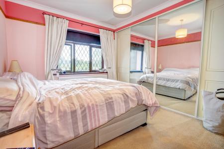 3 bedroom Semi-detached house for sale in Tinkers Hill, Carlton in Lindrick, S81