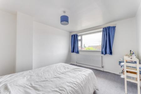 5 bedroom Semi-detached house for sale in Warwick Avenue, Carlton in Lindrick, S81