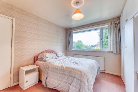 5 bedroom Semi-detached house for sale in Warwick Avenue, Carlton in Lindrick, S81