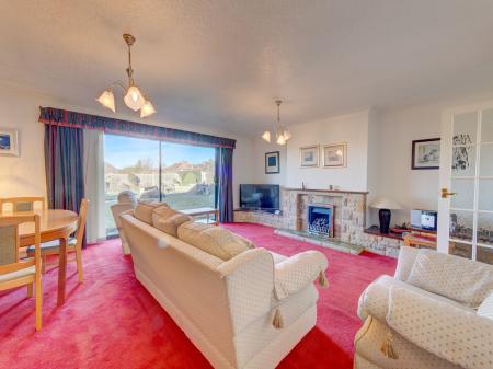 3 bedroom Bungalow for sale in Water Meadows, Worksop