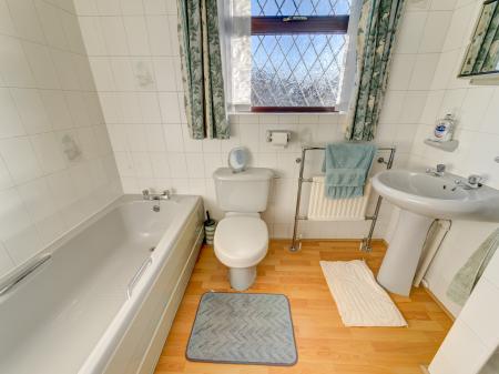 3 bedroom Bungalow for sale in Water Meadows, Worksop