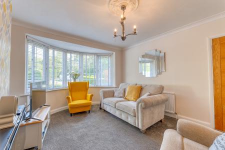 3 bedroom Semi-detached house for sale in Carlton Road, Worksop, S81