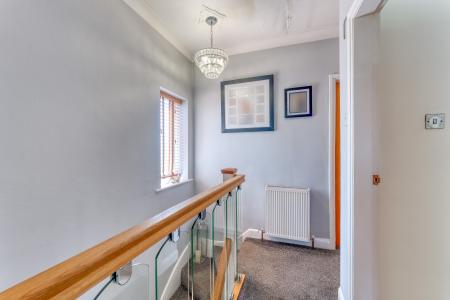 3 bedroom Semi-detached house for sale in Carlton Road, Worksop, S81