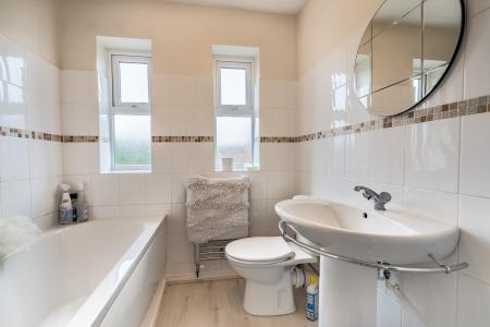 3 bedroom Detached house for sale in Lark Spinney, Gateford, Worksop, S81