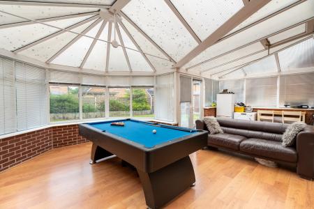 3 bedroom Detached house for sale in Lark Spinney, Gateford, Worksop, S81