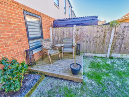 2 bedroom Semi-detached house for sale in Taiga Place, Rhodesia, Worksop, S80