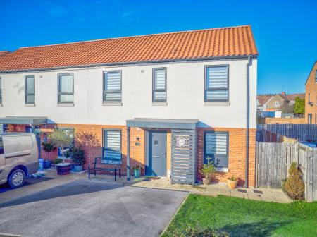 2 bedroom Semi-detached house for sale in Taiga Place, Rhodesia, Worksop, S80