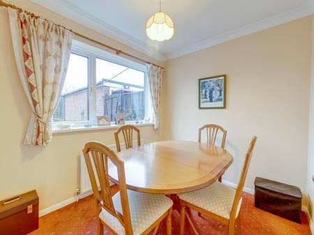 3 bedroom Detached bungalow for sale in Gildingwells Road, Worksop, S81