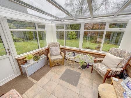 2 bedroom Detached bungalow for sale in Ambleside Grange, Worksop, S81