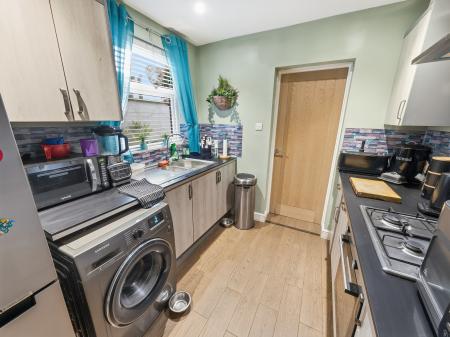 3 bedroom Terraced House for sale in Skinner Street, Creswell, S80