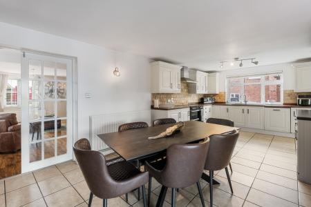 4 bedroom Detached house for sale in Station Road, Firsby, PE23